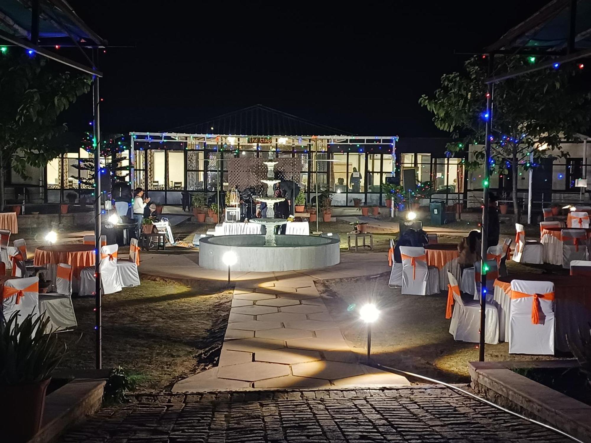 Shivir Aranya - Wilderness Resort アルワル エクステリア 写真
