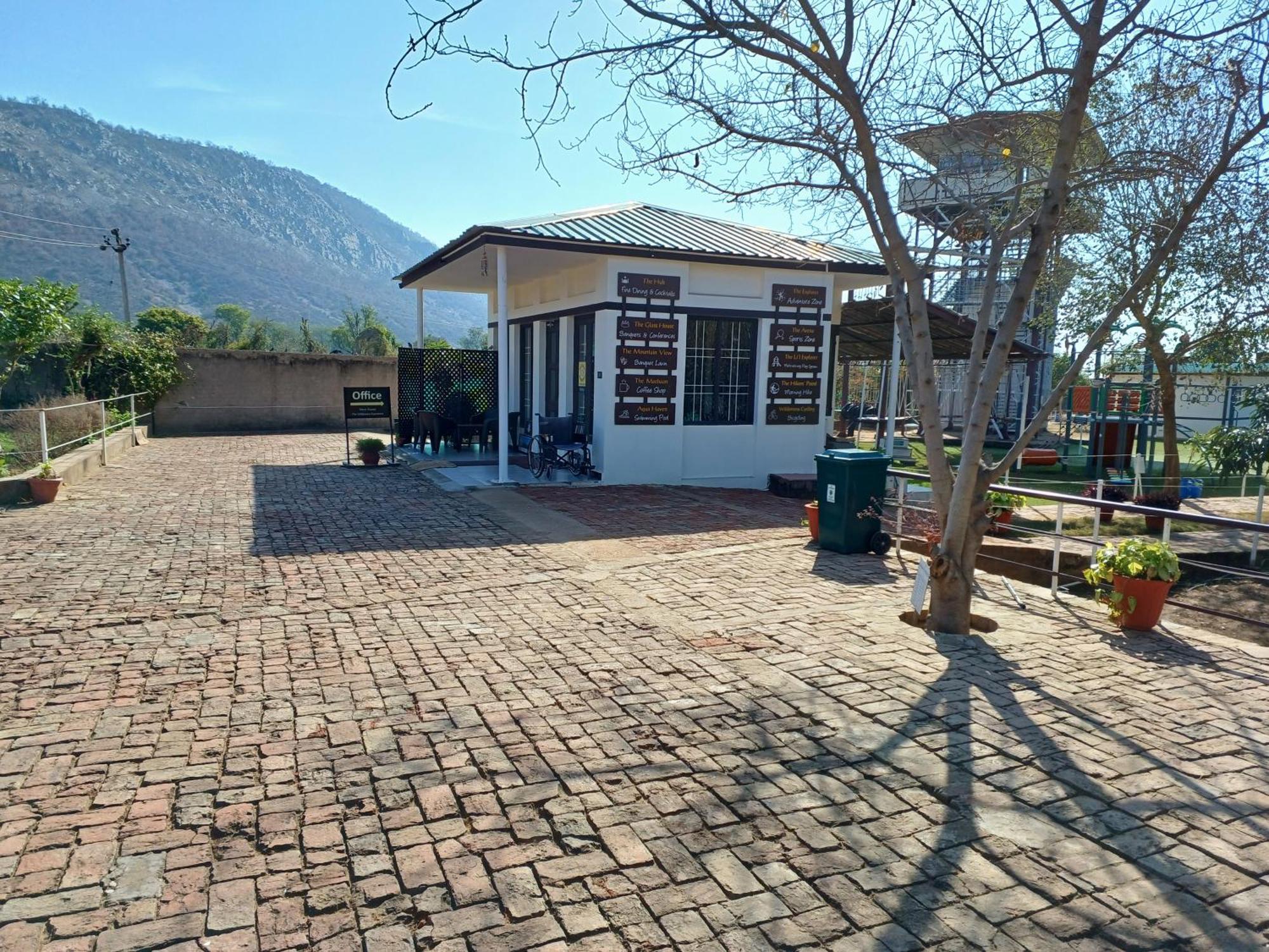 Shivir Aranya - Wilderness Resort アルワル エクステリア 写真
