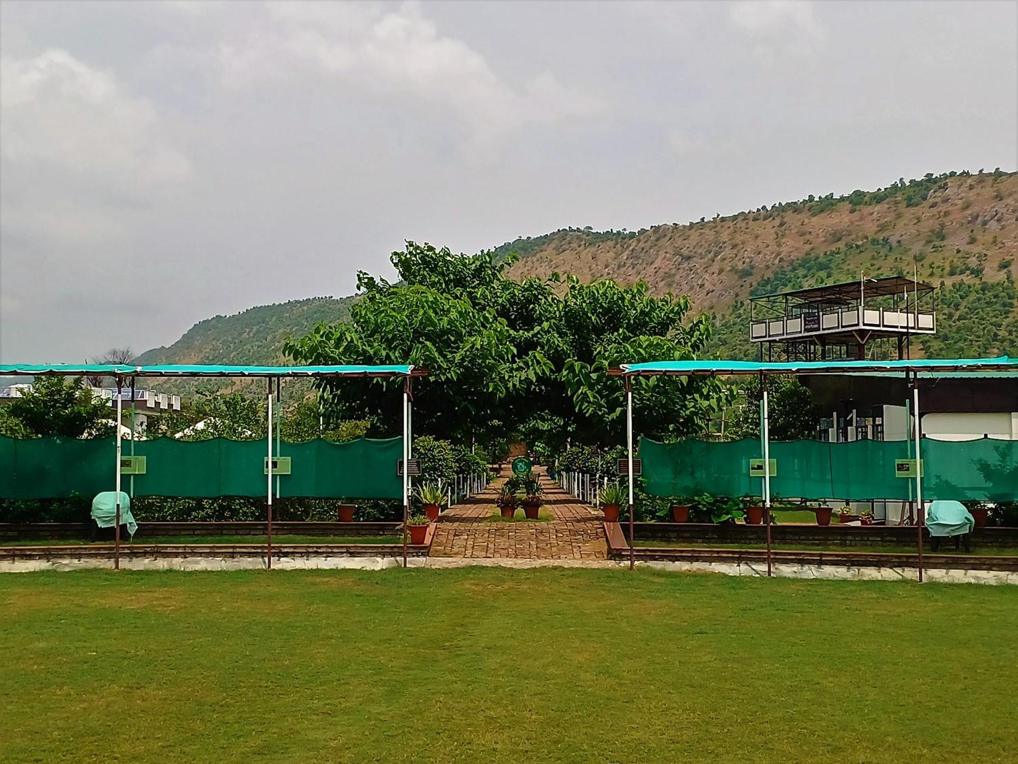 Shivir Aranya - Wilderness Resort アルワル エクステリア 写真