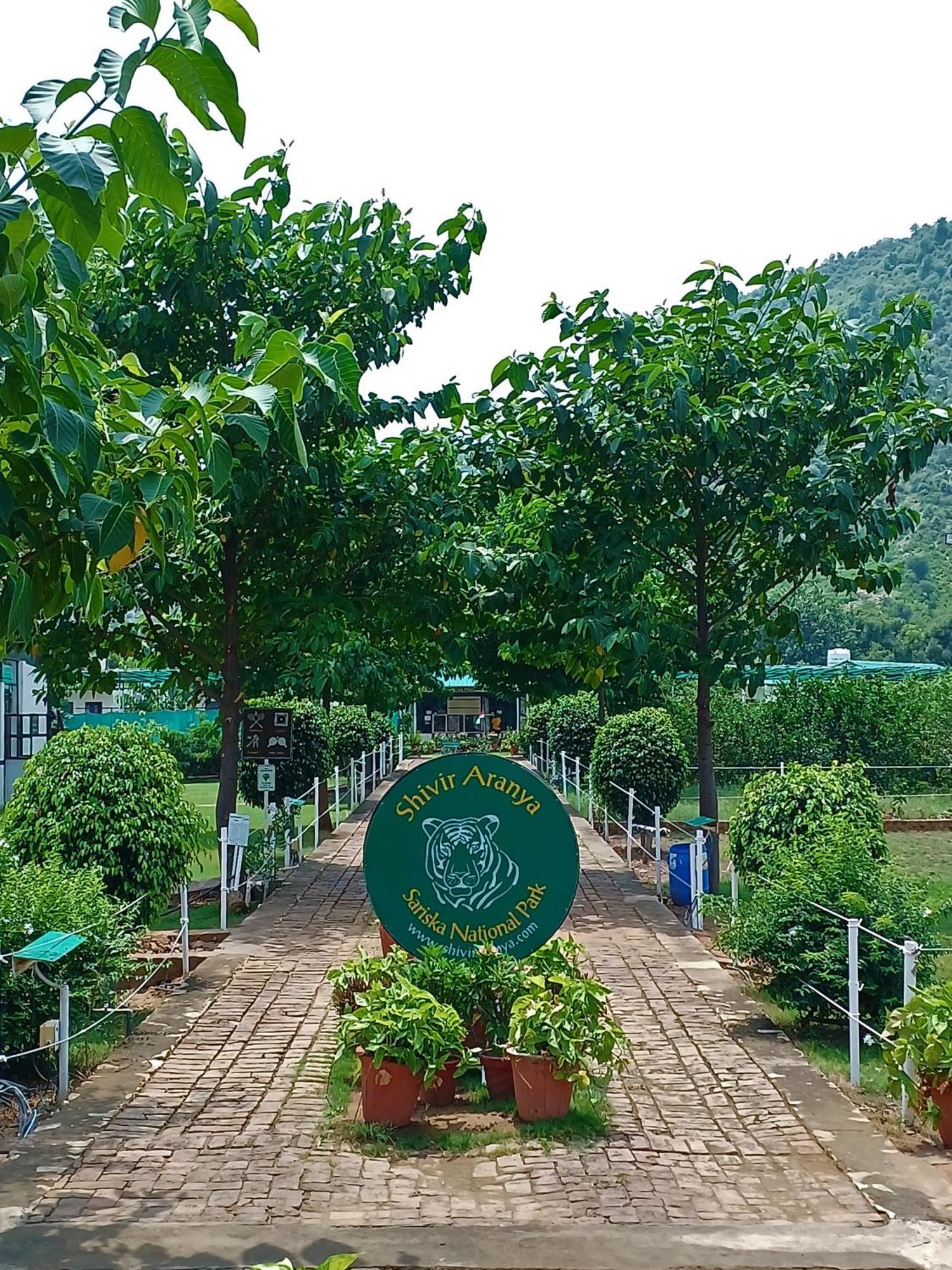 Shivir Aranya - Wilderness Resort アルワル エクステリア 写真